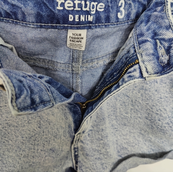 Denim jean shorts by Refuge size 3 - Picture 3 of 3